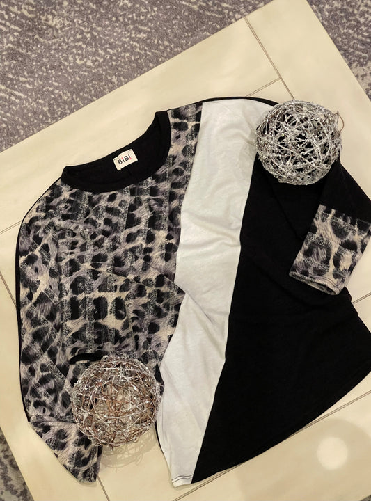 Black and grey light sweater